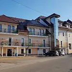 Vysehrad Otel 2*