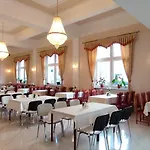 Otel Vysehrad 2*
