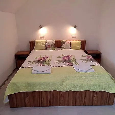 Vysehrad Hotel 2*